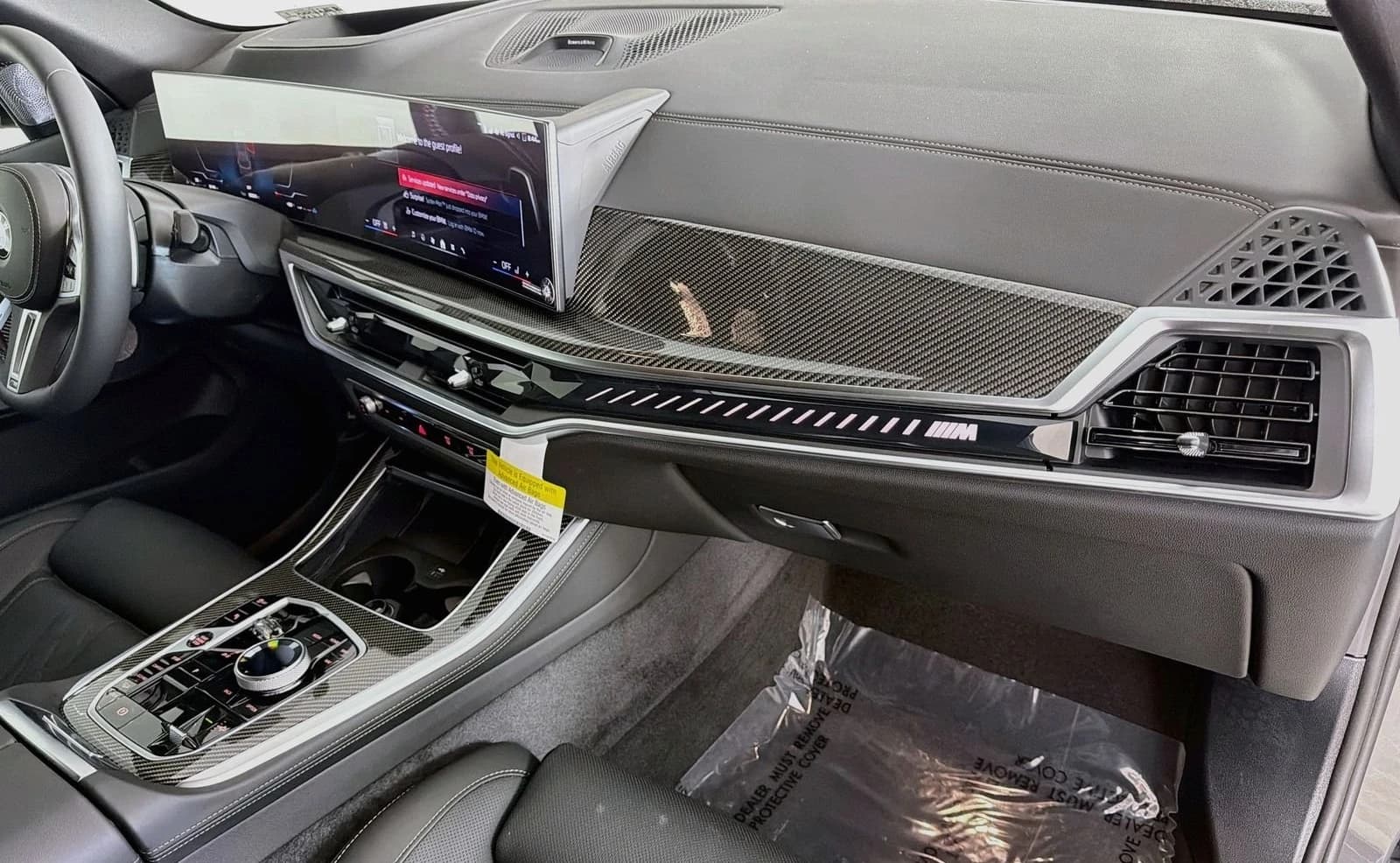 BMW X5 M60i Sports Activity Vehicle 2026 — side view