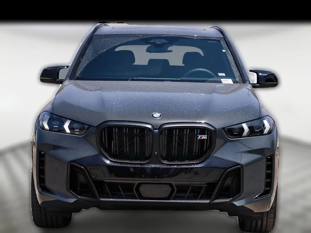 BMW X5 M60i Sports Activity Vehicle 2026 — side view