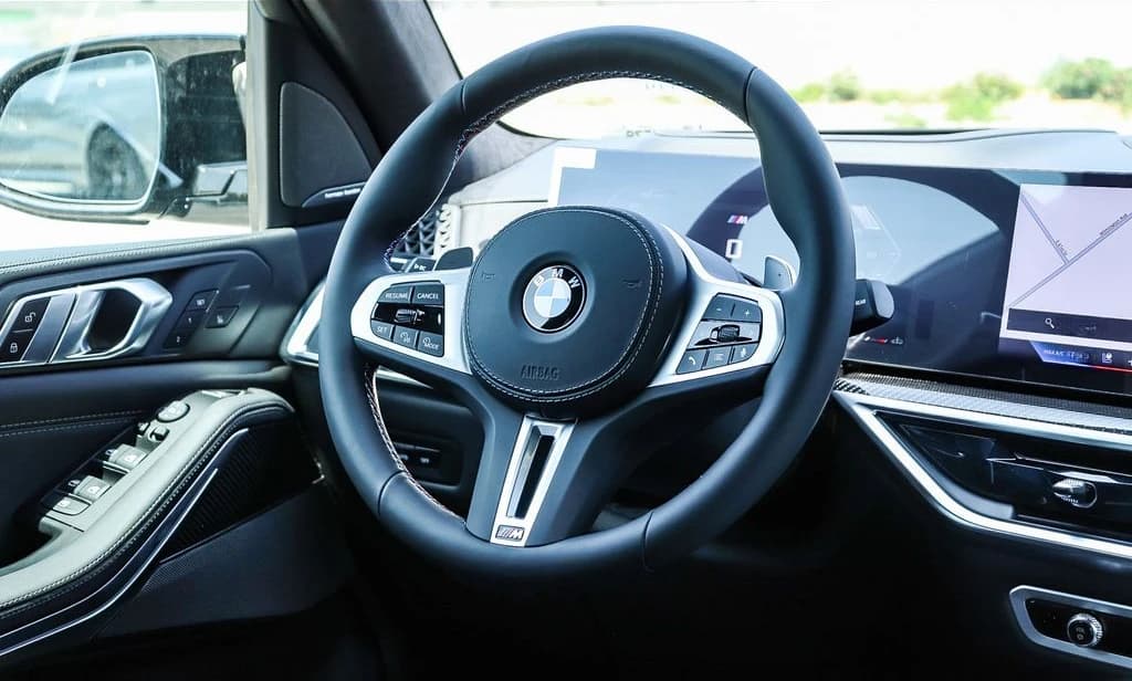 BMW X5 M60i Sports Activity Vehicle 2026 — side view