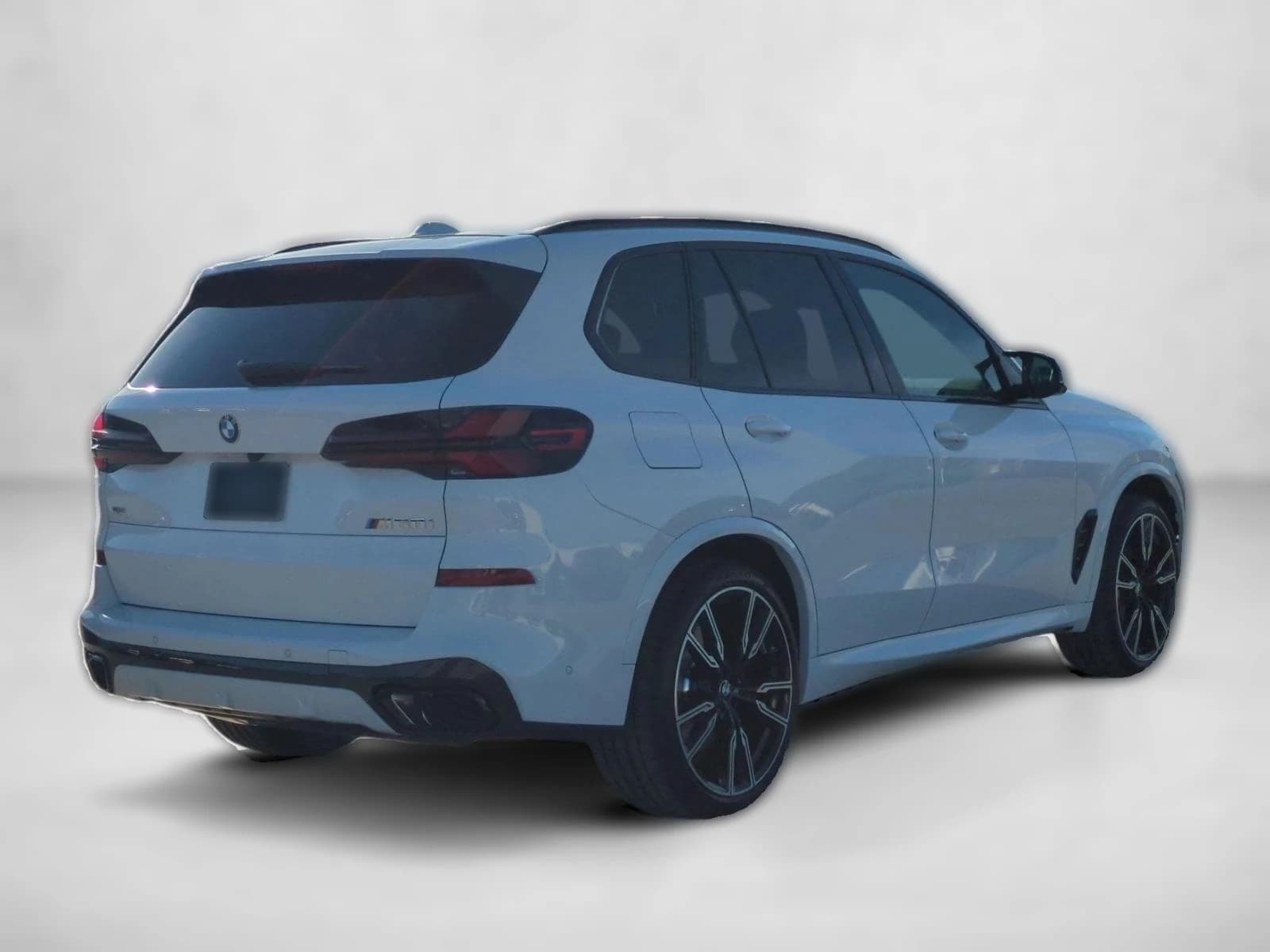 BMW X5 M60i Sports Activity Vehicle 2026 — side view