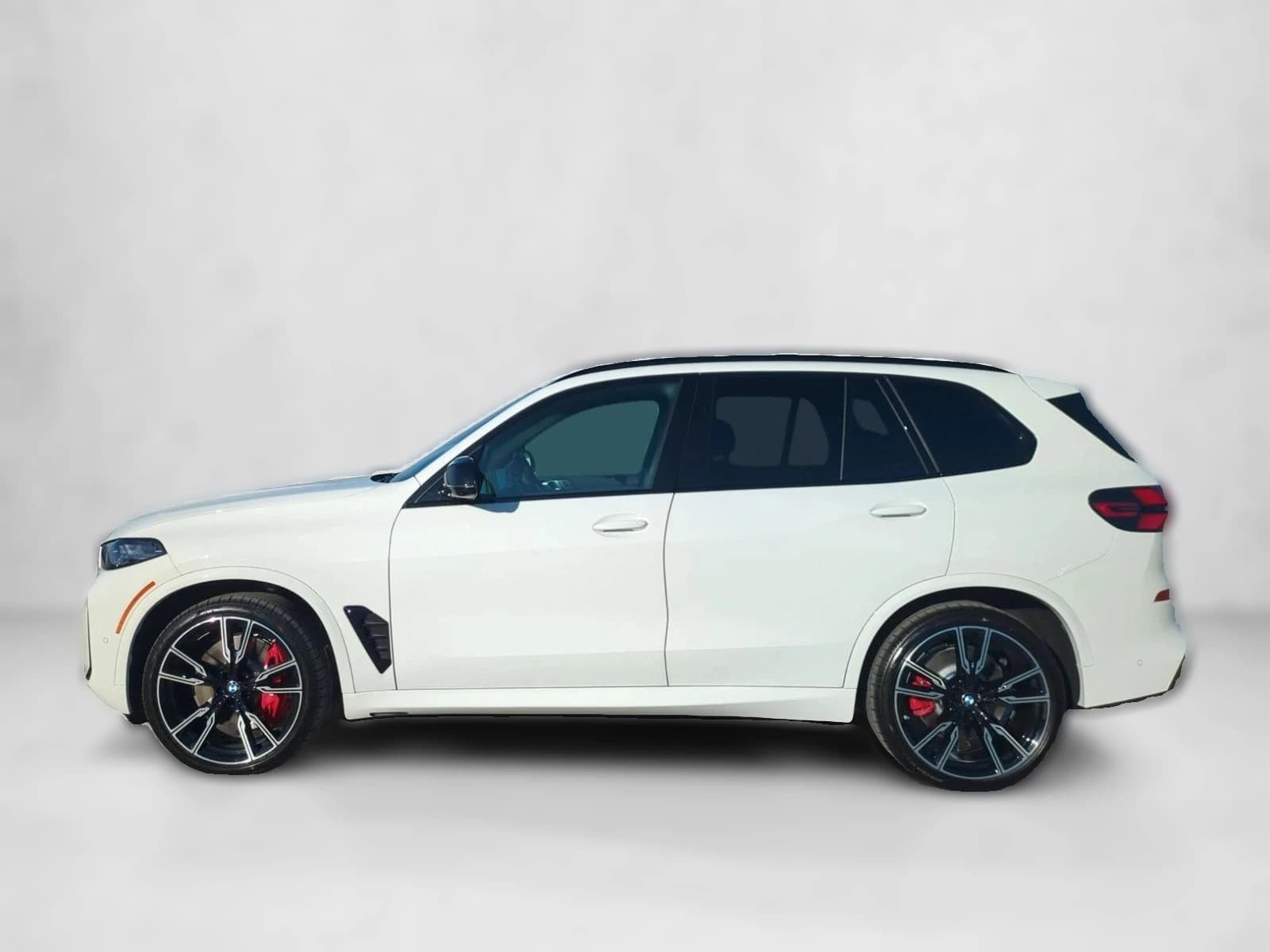 BMW X5 M60i Sports Activity Vehicle 2026 — side view
