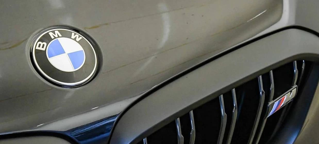 BMW X5 M60i Sports Activity Vehicle 2026 — side view