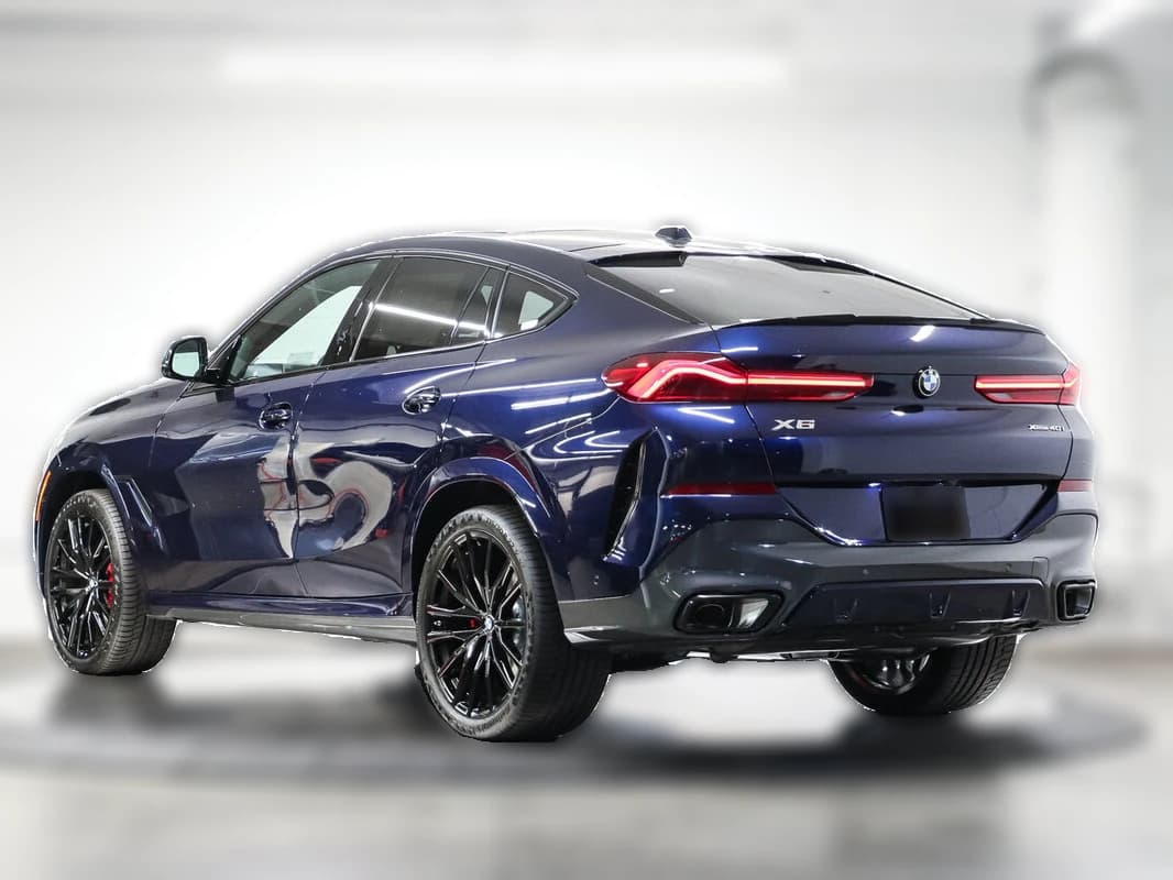 BMW X6 xDrive40i Sports Activity Coupe 2027 — side view