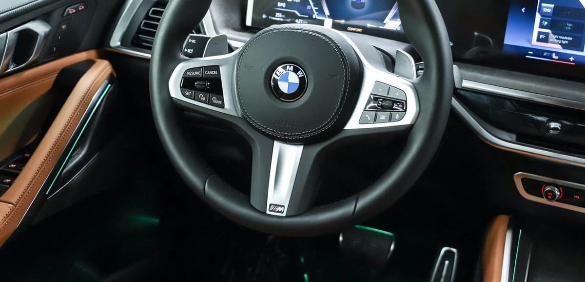 BMW X6 xDrive40i Sports Activity Coupe 2027 — side view