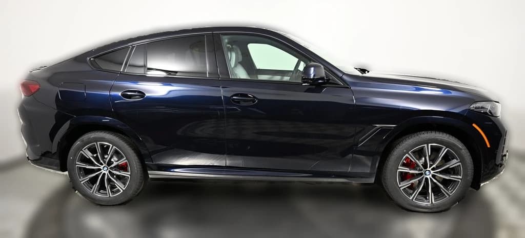 BMW X6 xDrive40i Sports Activity Coupe 2027 — side view