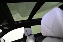 BMW X6 xDrive40i Sports Activity Coupe 2027 — side view