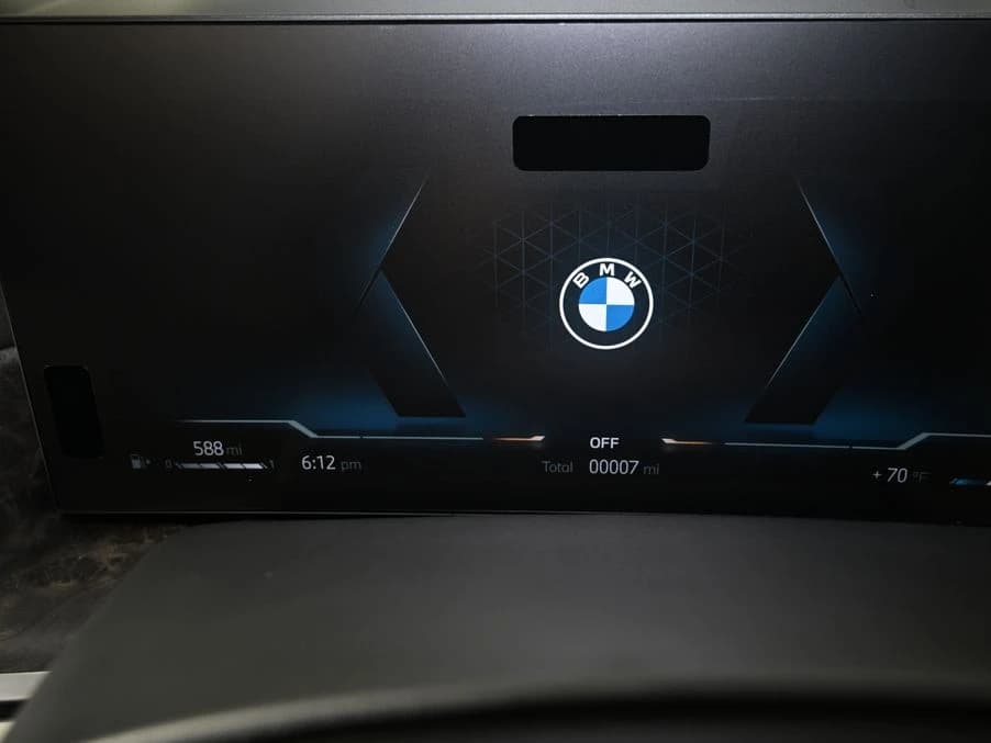BMW X6 xDrive40i Sports Activity Coupe 2027 — side view