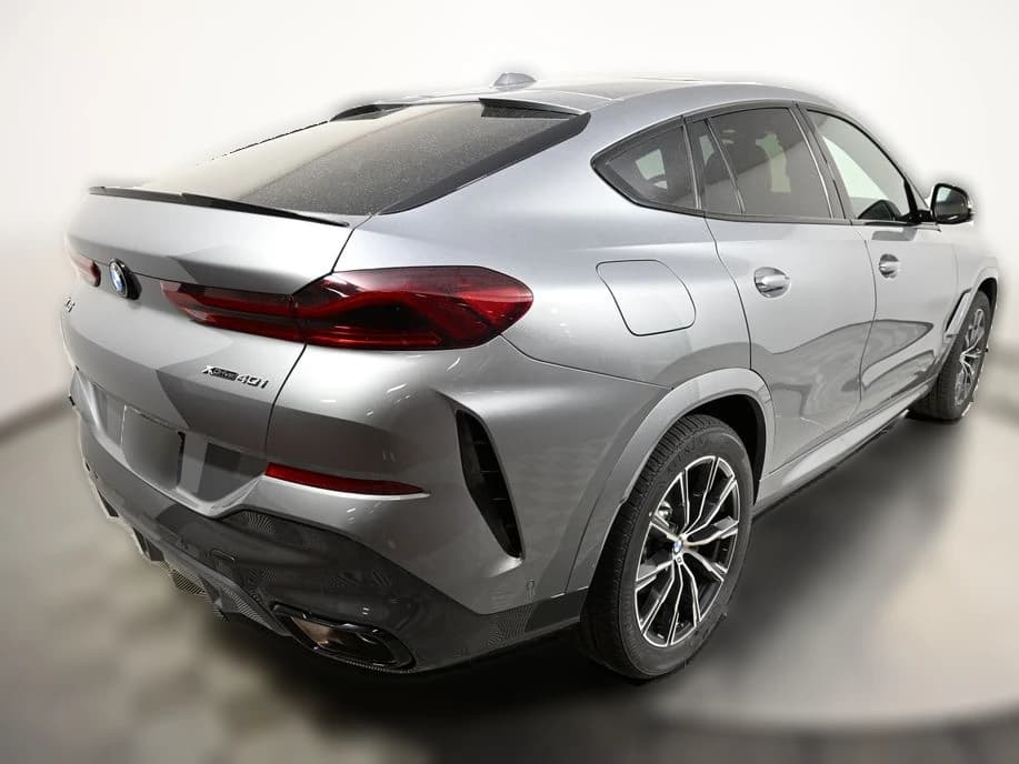BMW X6 xDrive40i Sports Activity Coupe 2027 — side view