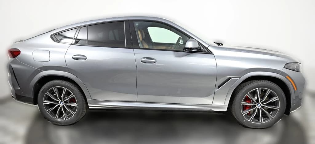 BMW X6 xDrive40i Sports Activity Coupe 2027 — side view