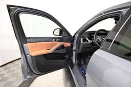 BMW X6 xDrive40i Sports Activity Coupe 2027 — side view