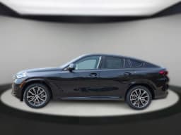 BMW X6 xDrive40i Sports Activity Coupe 2027 — side view