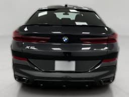 BMW X6 xDrive40i Sports Activity Coupe 2027 — side view