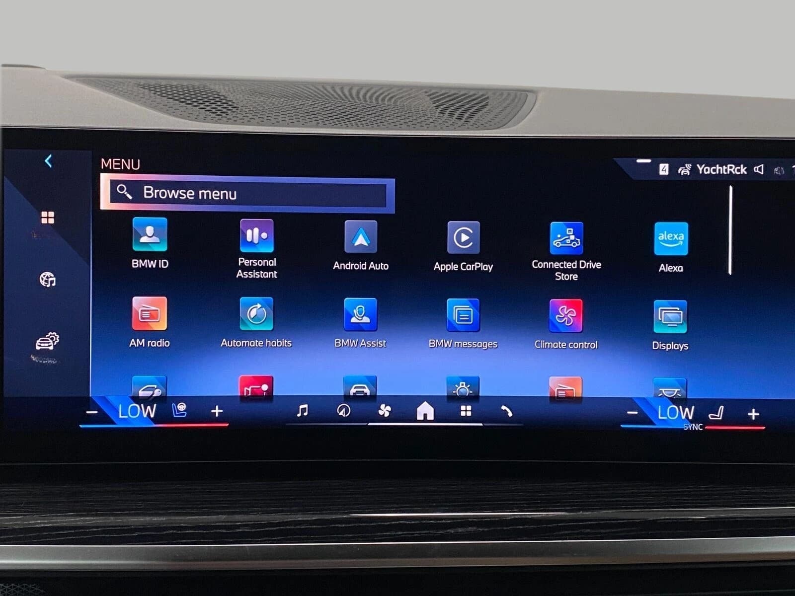 BMW X6 xDrive40i Sports Activity Coupe 2027 — side view