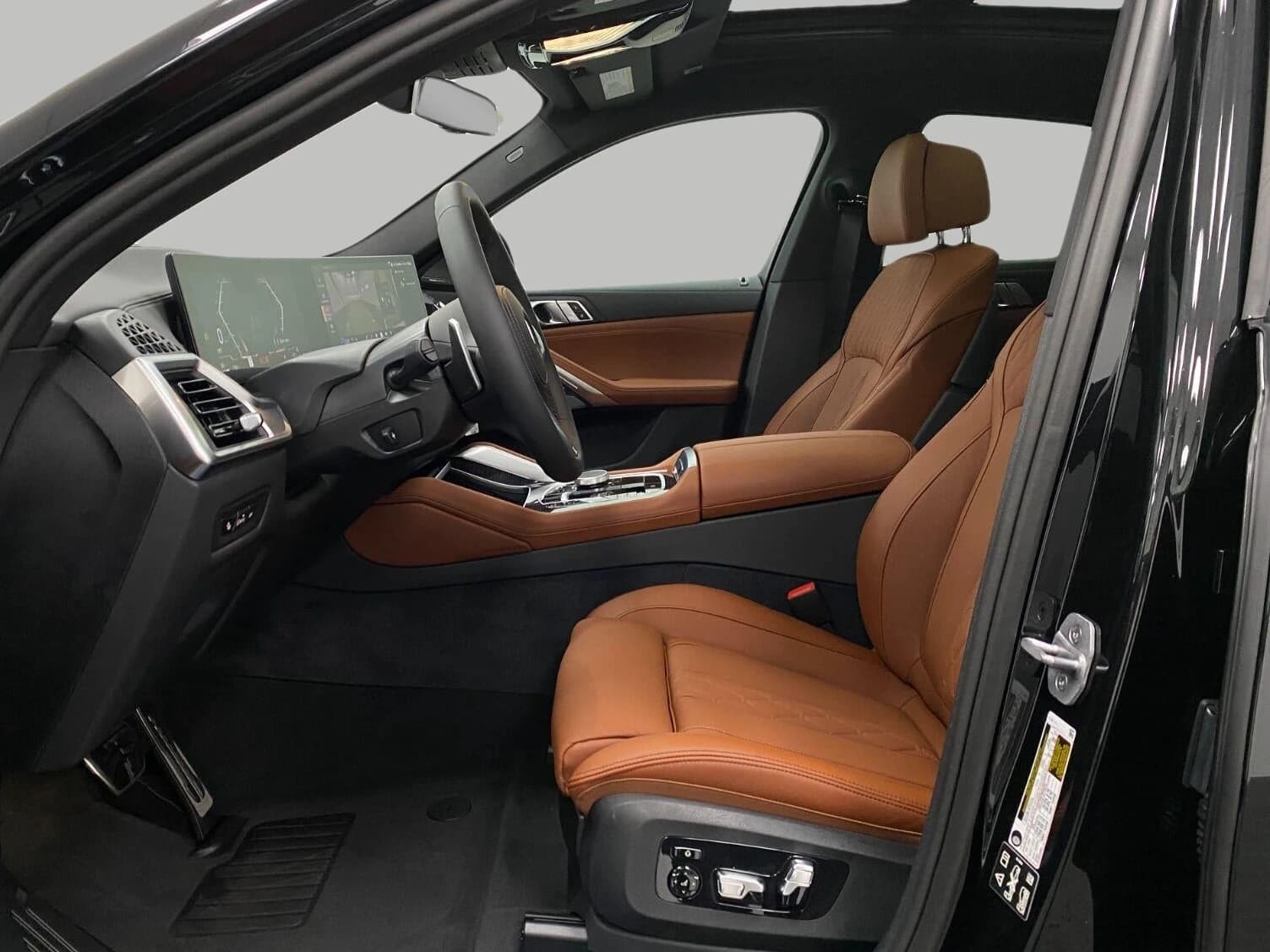 BMW X6 xDrive40i Sports Activity Coupe 2027 — side view