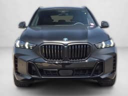 BMW X5 xDrive50e Plug-In Hybrid 2026 — side view