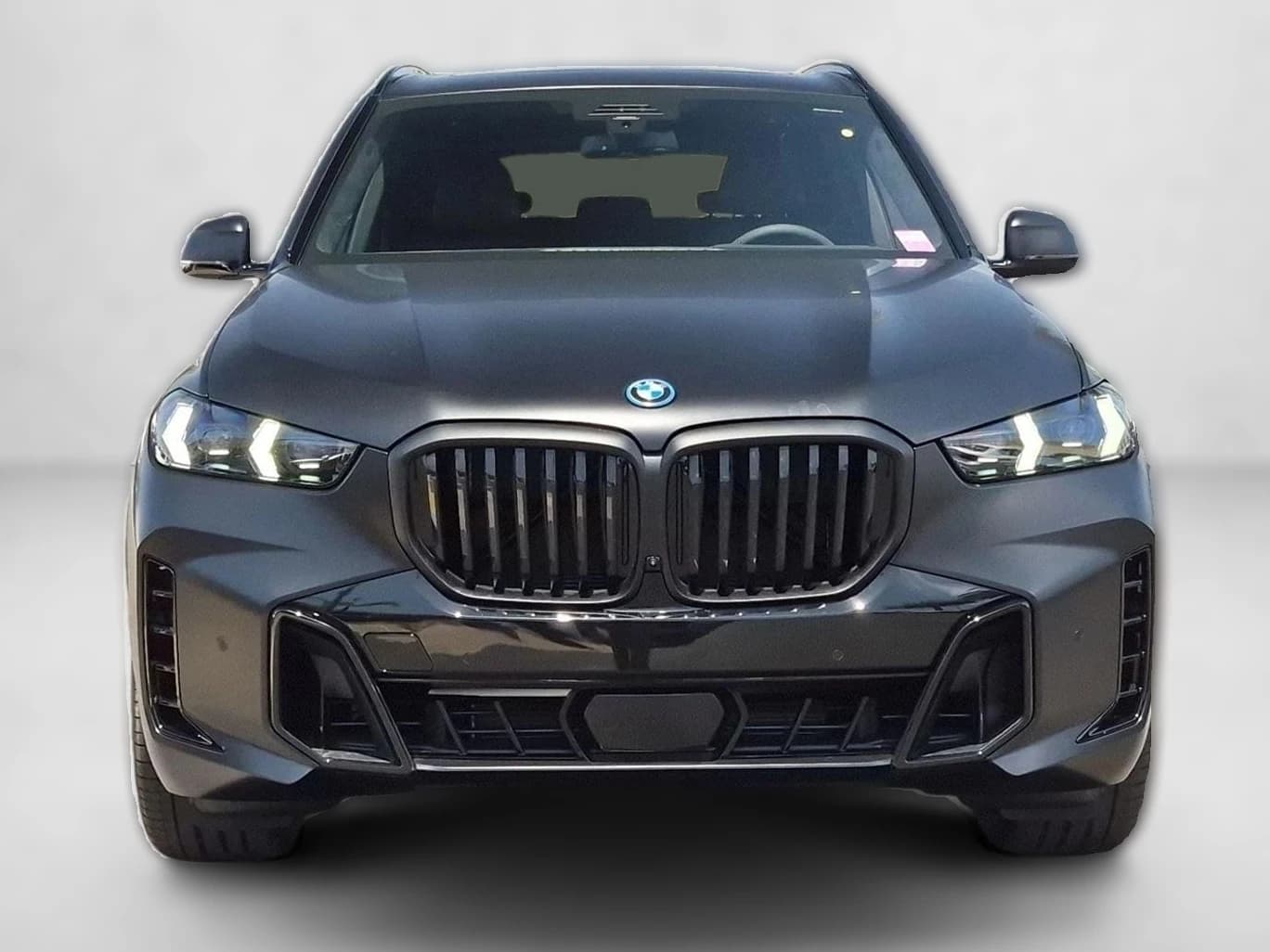 BMW X5 xDrive50e Plug-In Hybrid 2026 — side view