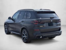BMW X5 xDrive50e Plug-In Hybrid 2026 — side view