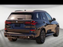 BMW X5 xDrive50e Plug-In Hybrid 2026 — side view