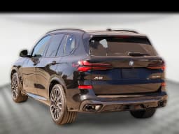 BMW X5 xDrive50e Plug-In Hybrid 2026 — side view