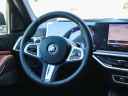 BMW X5 xDrive50e Plug-In Hybrid 2026 — side view