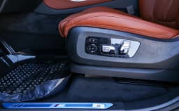 BMW X5 xDrive50e Plug-In Hybrid 2026 — side view