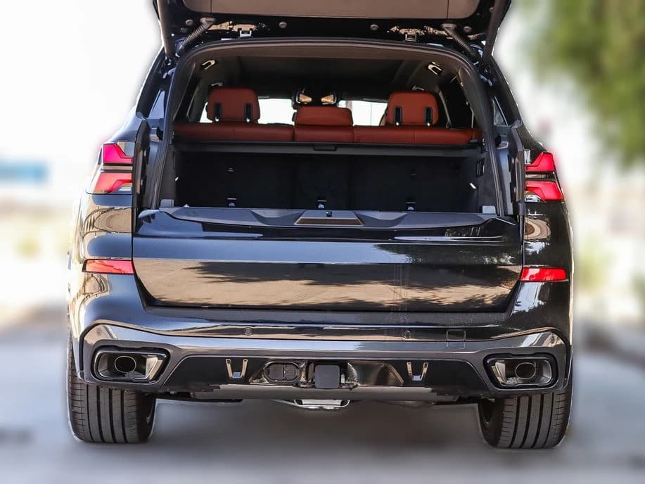 BMW X5 xDrive50e Plug-In Hybrid 2026 — side view