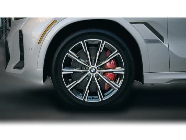 BMW X6 M60i Sports Activity Coupe 2026 — side view
