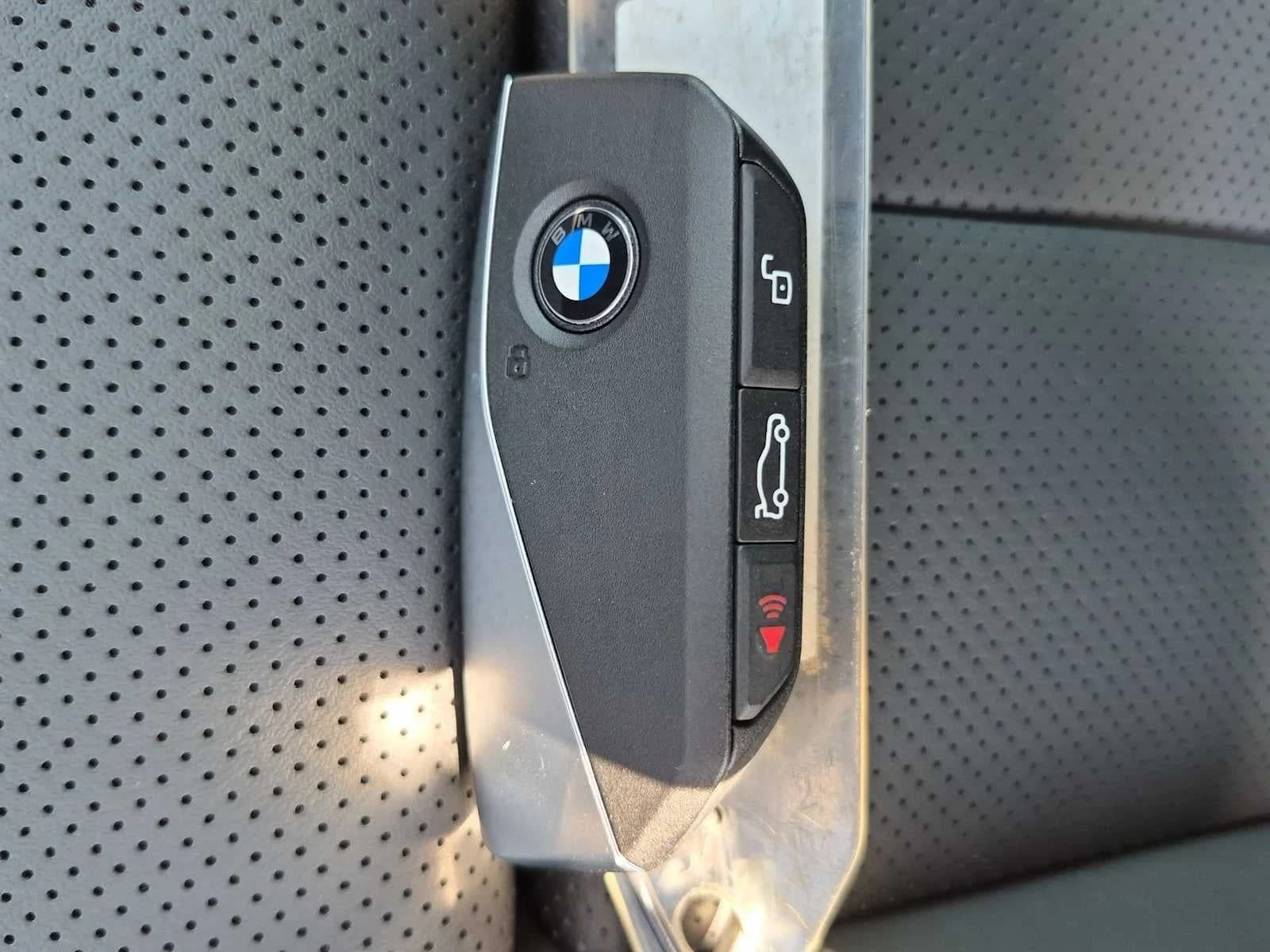 BMW X3 30 xDrive Sports Activity Vehicle 2026 — side view