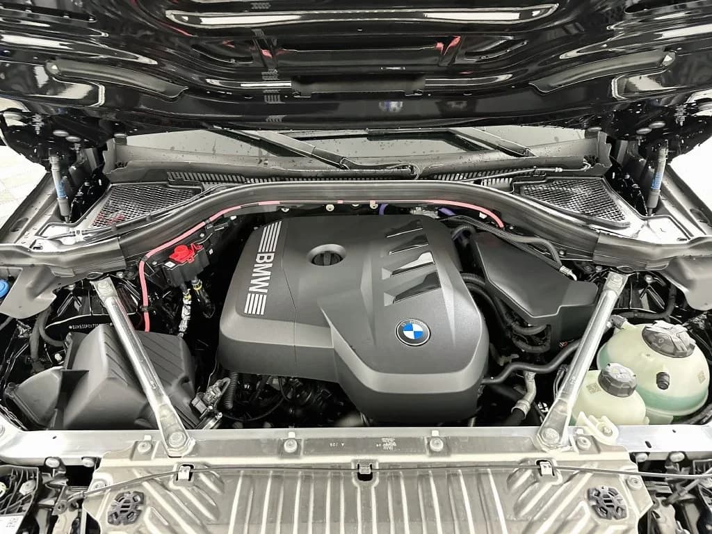BMW X3 30 xDrive Sports Activity Vehicle 2026 — side view