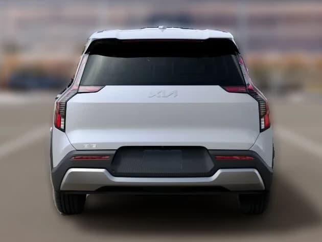 Kia EV9 Light Short Range RWD 2026 — side view