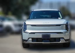 Kia EV9 Light Short Range RWD 2026 — side view