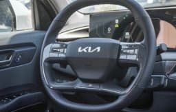 Kia EV9 Light Short Range RWD 2026 — side view