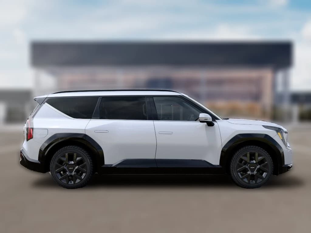 Kia EV9 Land AWD 2026 — side view