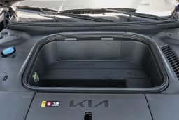 Kia EV9 GT-Line AWD 2026 — side view
