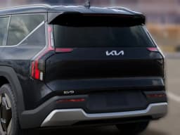 Kia EV9 Wind AWD 2026 — side view