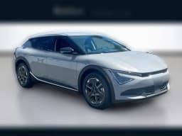 Kia EV6 Light Long Range RWD 2026 — side view