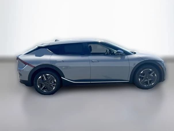 Kia EV6 Light Long Range RWD 2026 — side view