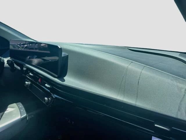 Kia EV6 Light Long Range RWD 2026 — side view