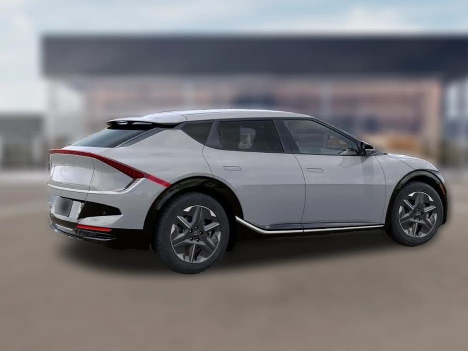 Kia EV6 Light Long Range RWD 2026 — side view
