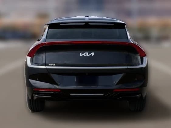 Kia EV6 Light Long Range RWD 2026 — side view
