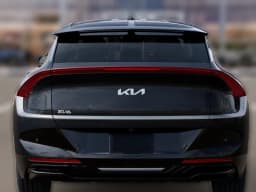 Kia EV6 Light RWD 2026 — side view