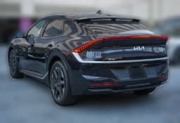 Kia EV6 Light RWD 2026 — side view