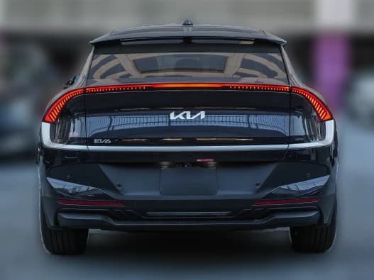 Kia EV6 Light RWD 2026 — side view