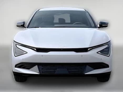 Kia EV6 Light Long Range AWD 2025 — side view