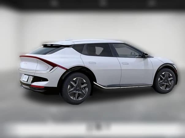 Kia EV6 Light Long Range AWD 2025 — side view