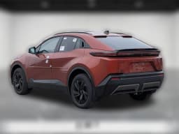 Kia EV6 Light Long Range AWD 2025 — side view