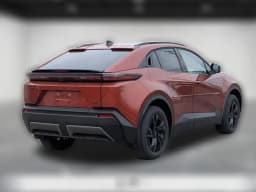 Kia EV6 Light Long Range AWD 2025 — side view
