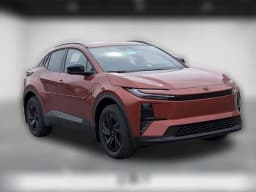 Kia EV6 Light Long Range AWD 2025 — side view