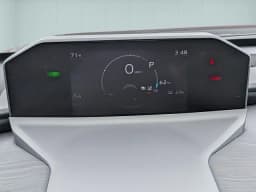 Kia EV6 Light Long Range AWD 2025 — side view