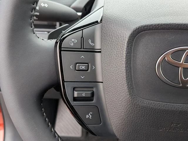 Kia EV6 Light Long Range AWD 2025 — side view